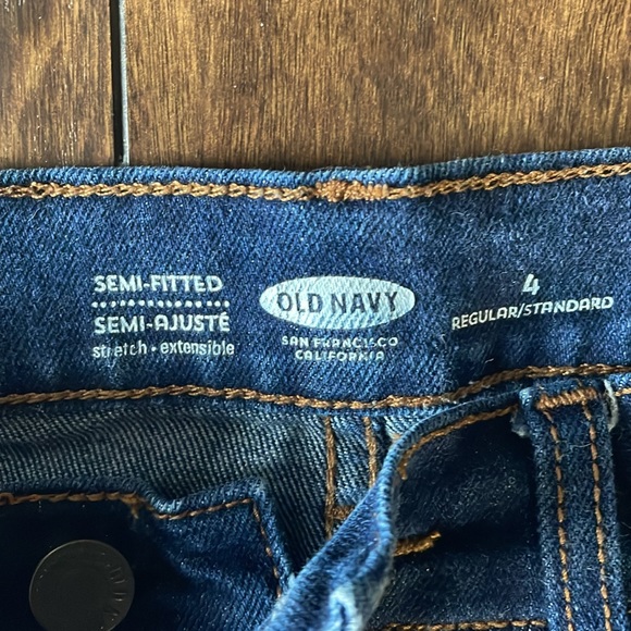 Bundle 2 Pairs Old Navy Mid Rise Shorts - Picture 3 of 6